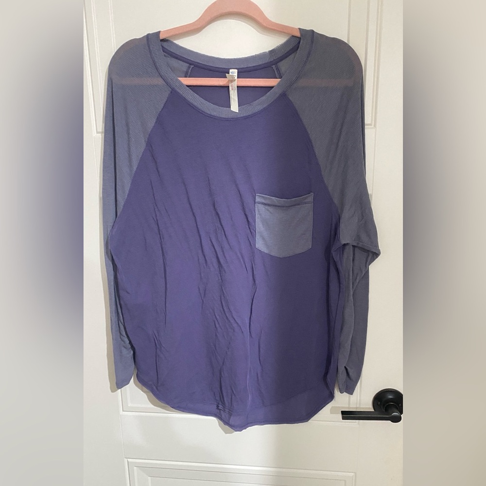 Free People comfy Purple Long Sleeve Shirt Stretchy